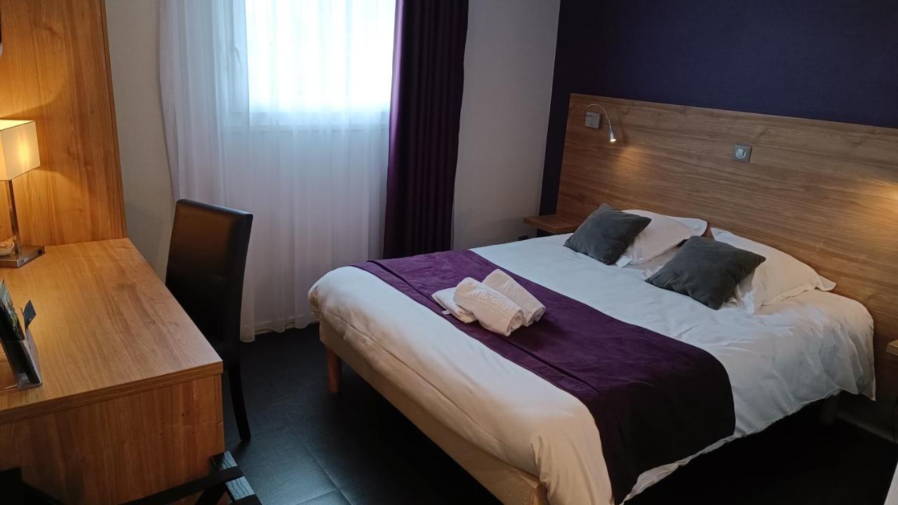 Logis Hotel Restaurant De La Madeleine Commercy エクステリア 写真